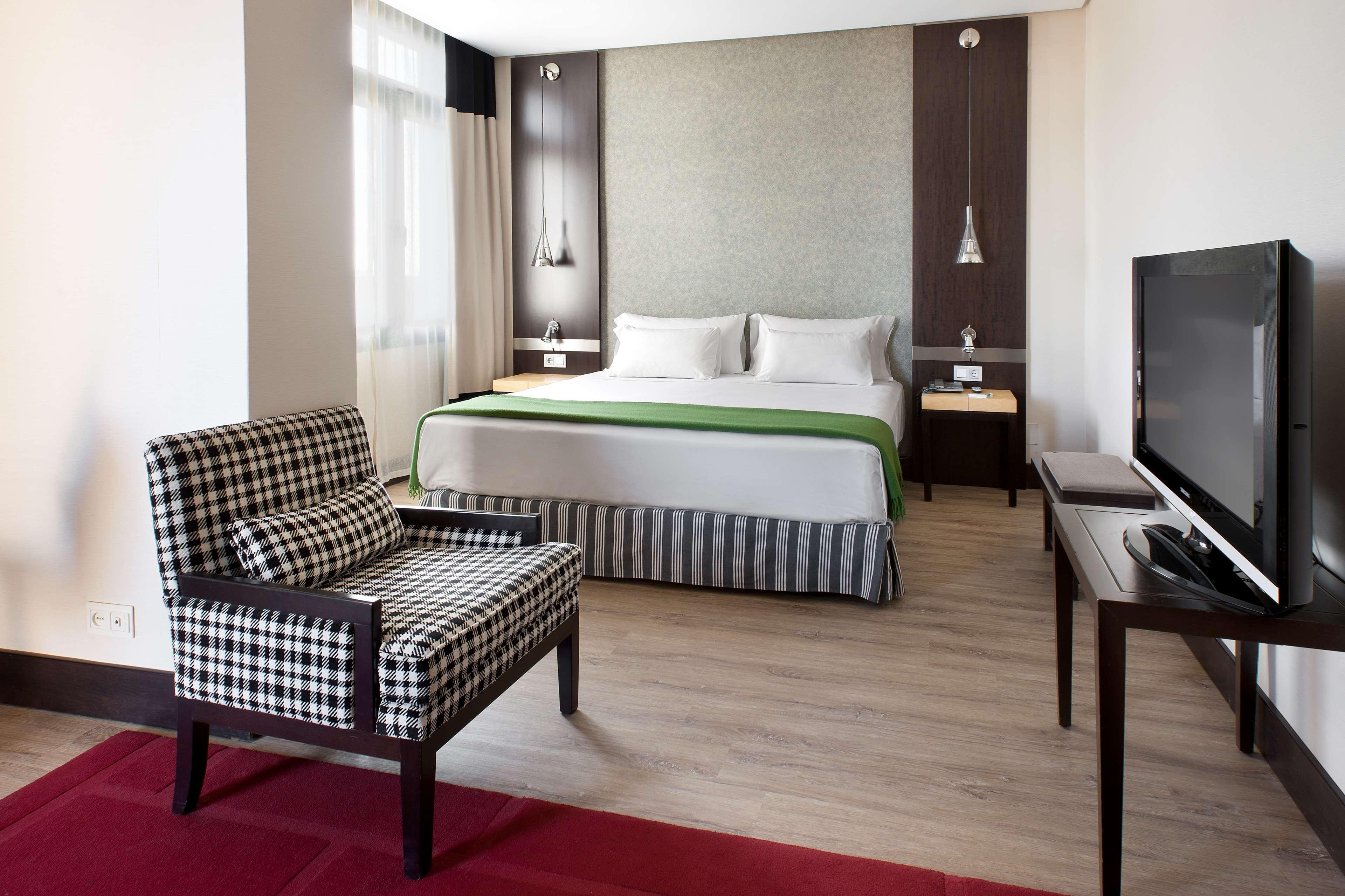Nh Avenida Jerez Hotel Jerez de la Frontera Kültér fotó