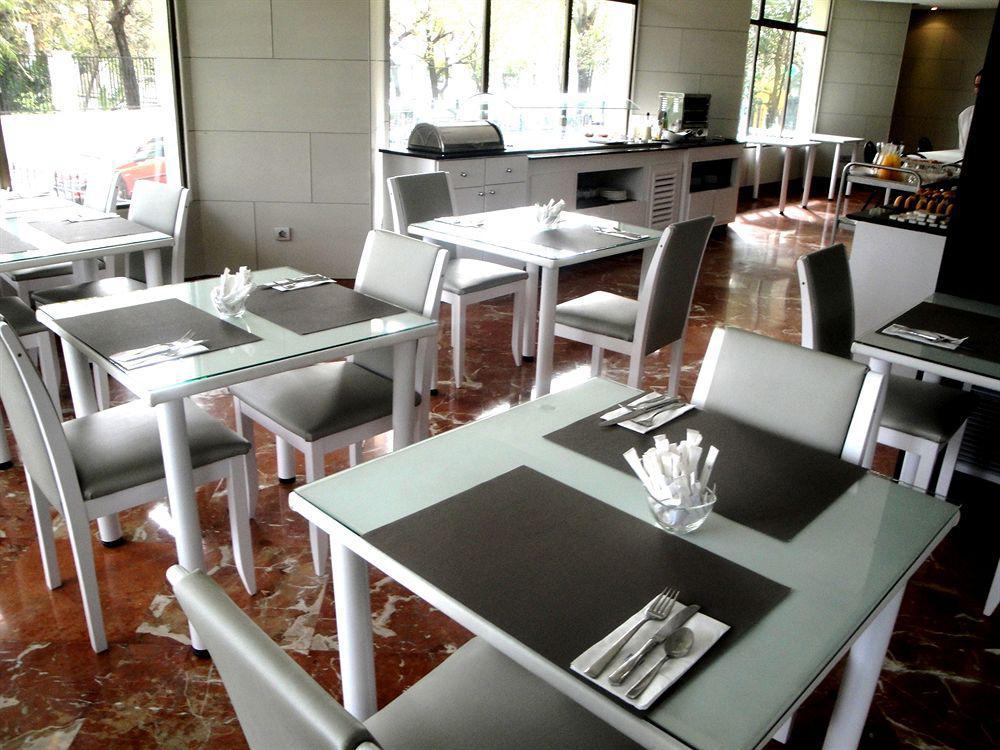 Nh Avenida Jerez Hotel Jerez de la Frontera Kültér fotó