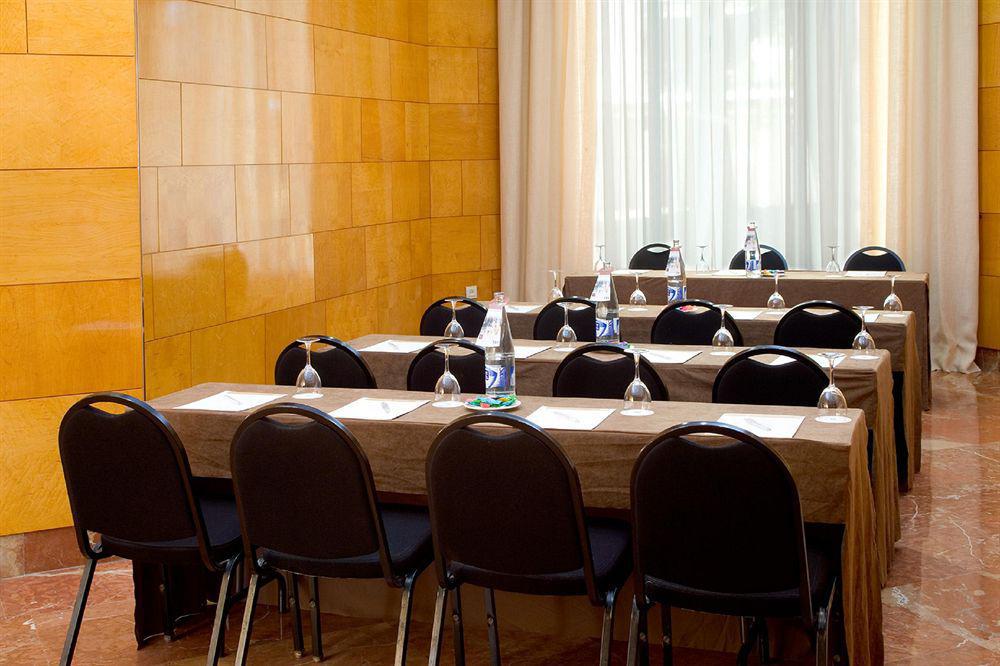Nh Avenida Jerez Hotel Jerez de la Frontera Létesítmények fotó